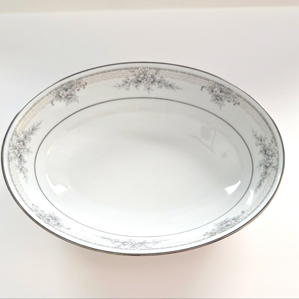 Noritake Sweet Leilani vegetable bowl